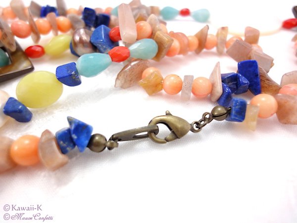 画像4: サンゴとシェルフレームのロングネックレス